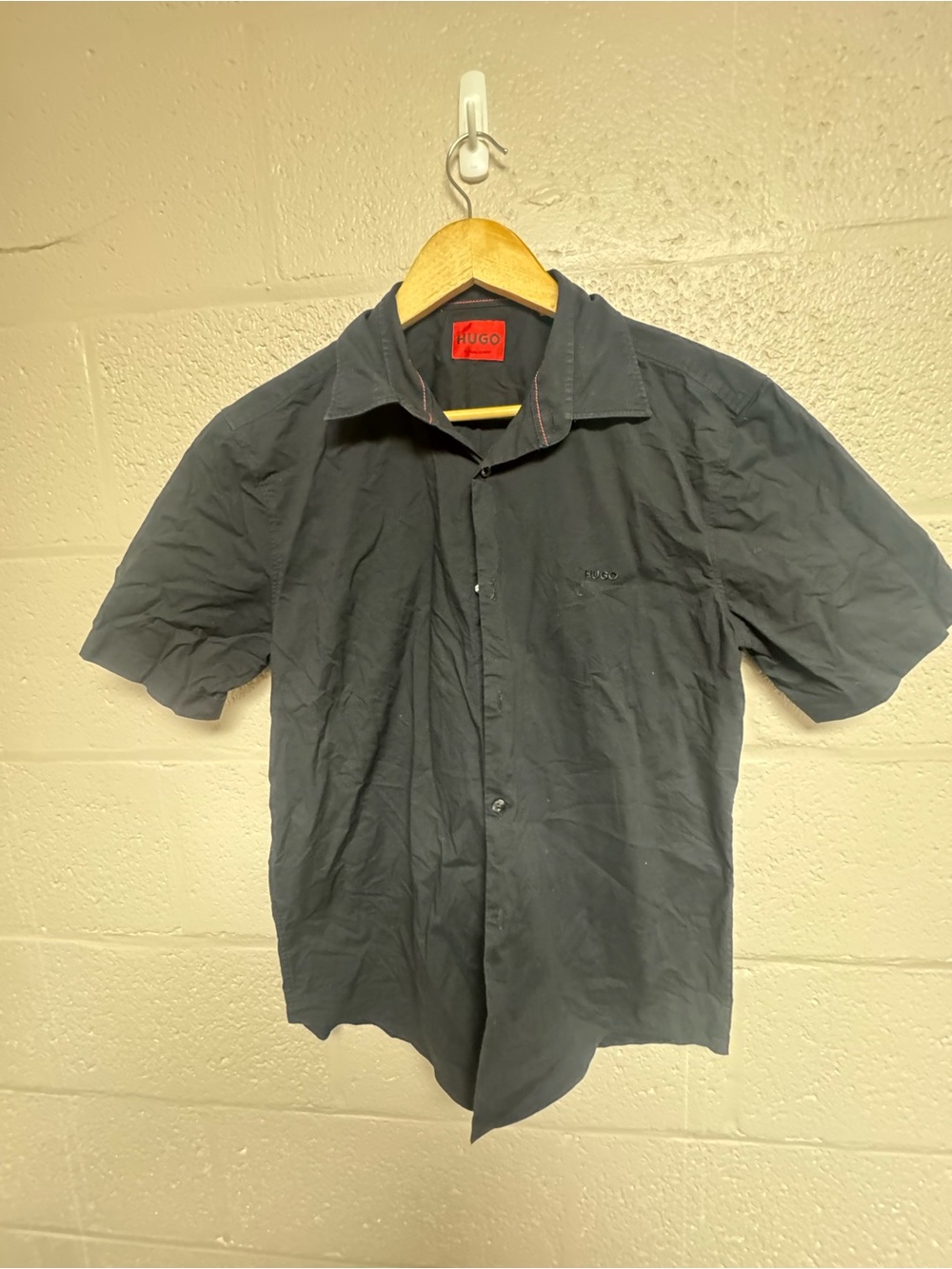 HUGO Short-Sleeve Button Down Shirt in Black
